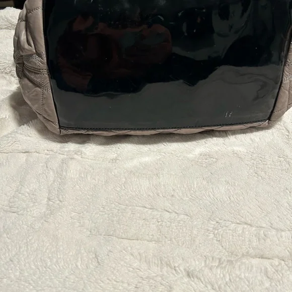 Kate Spade Quilted Tan Shoulder Bag - Picture 6 of 8